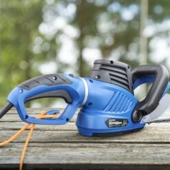 Hyundai HYHT680E Electric Hedge Trimmer 680W 610mm 19 Hyundai HYHT680E Electric Hedge Trimmer 680W 610mm -Cheap Blade Spray Store HYHT680E 12 87395