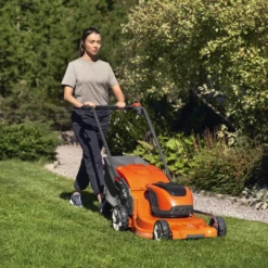 Husqvarna LC 247i Cordless Lawn Mower 47cm -Cheap Blade Spray Store js 829013copy